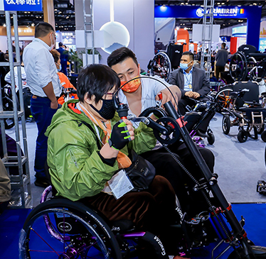 展商地域構成：國際31%，國內69%