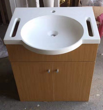 The lower cabinet of the basin suitable for the elderly