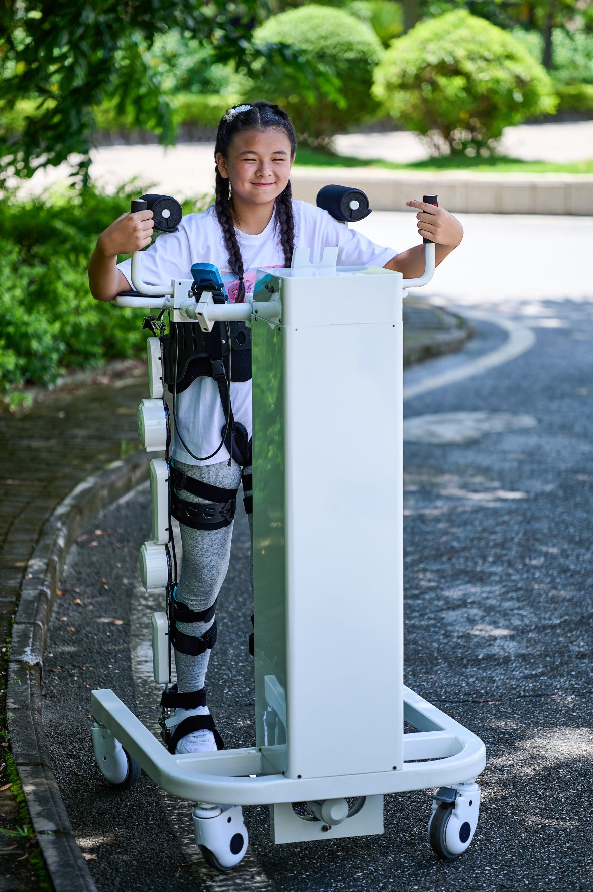兒童下肢外骨骼（童美）