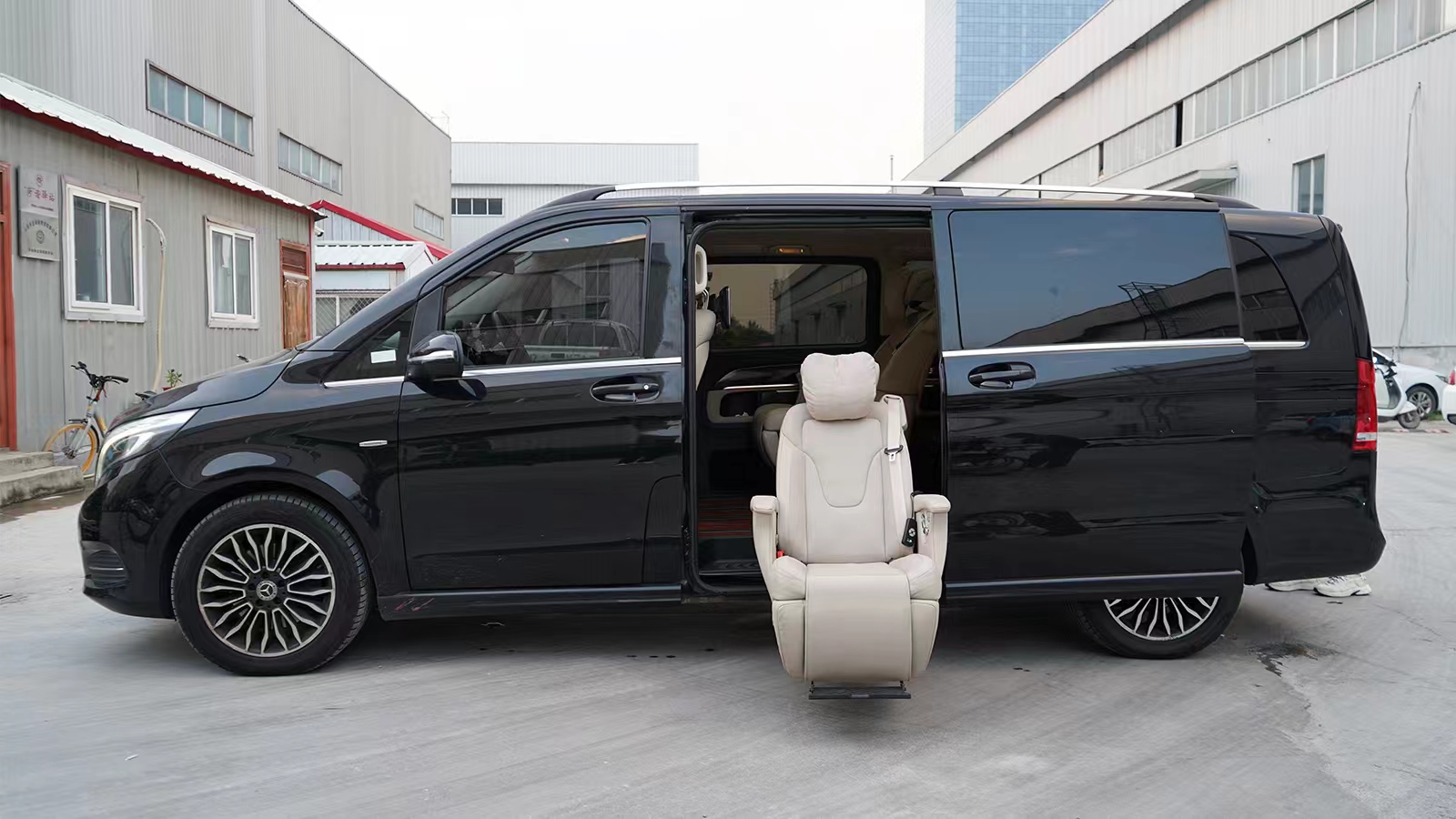 升降旋轉福祉座椅